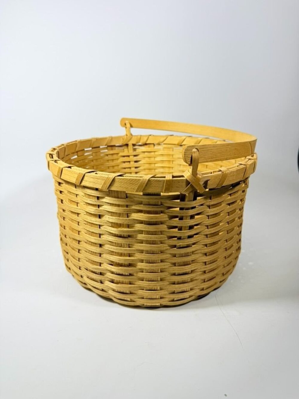 Amish Handwowen Swinging Handled Basket Vintage Light Wood Handmade Decorative - Picture 7 of 16
